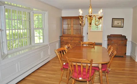 44 Indian Rock Road Nashua NH 03063
