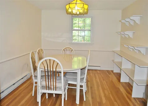 44 Indian Rock Road Nashua NH 03063