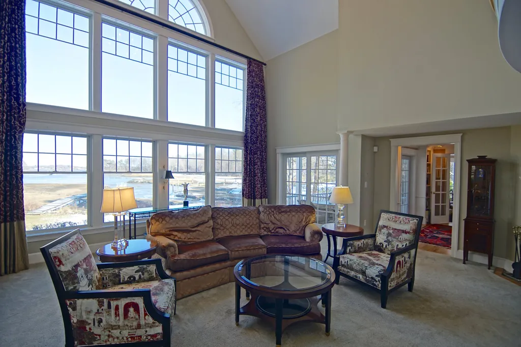 5 Curriers Cove Portsmouth NH 03801