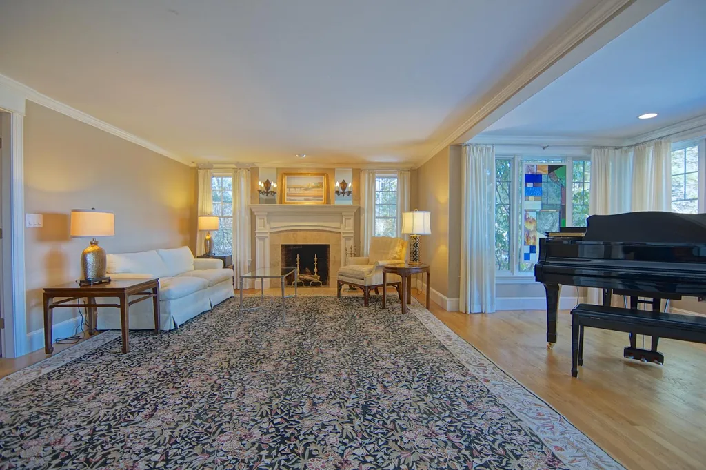 5 Curriers Cove Portsmouth NH 03801