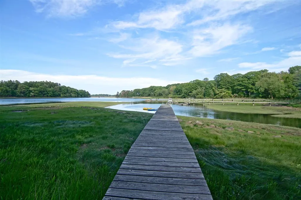 5 Curriers Cove Portsmouth NH 03801