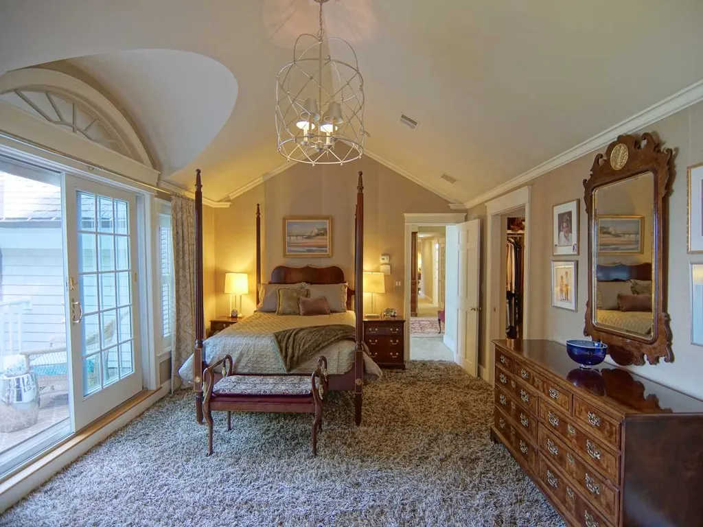 5 Curriers Cove Portsmouth NH 03801