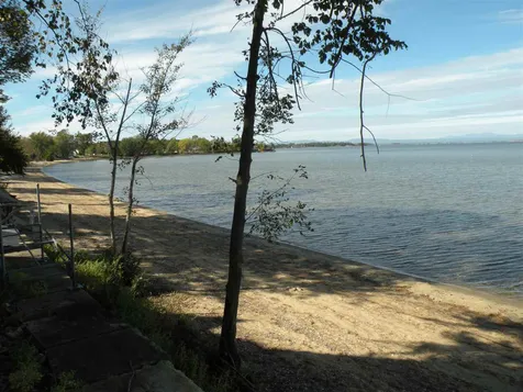 168 Beach Road Colchester VT 05446