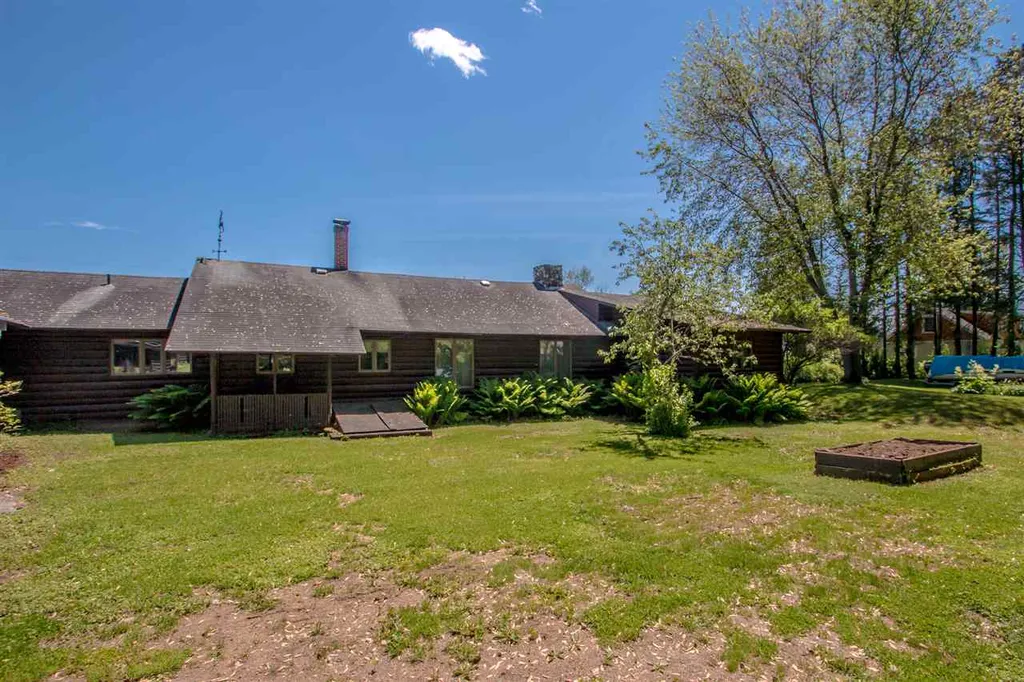 11 Grandview Drive Lancaster NH 03584