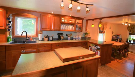 23 Columbus Circle Newport NH 03773