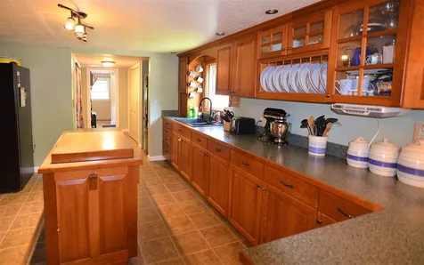 23 Columbus Circle Newport NH 03773
