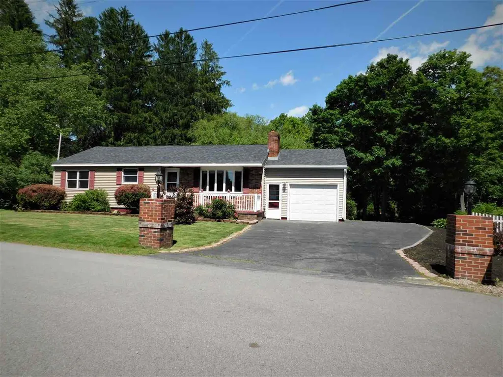 442 Prospect Street Rollinsford NH 03869
