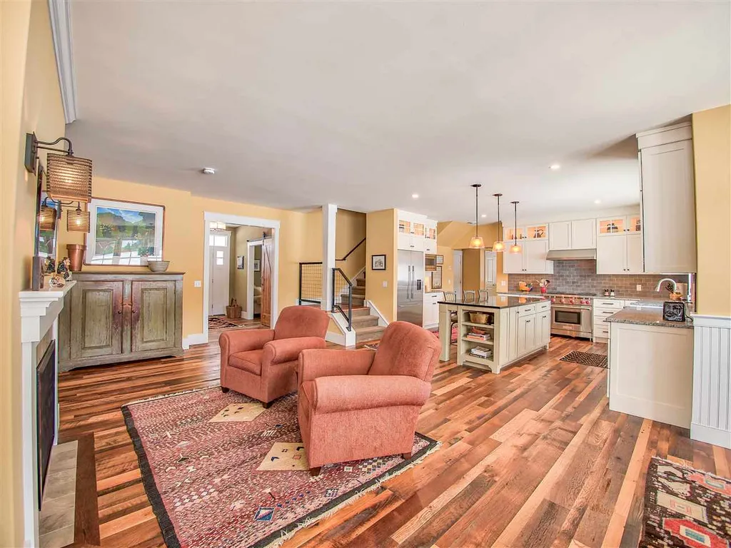 295 Covered Bridge Road Stowe VT 05672