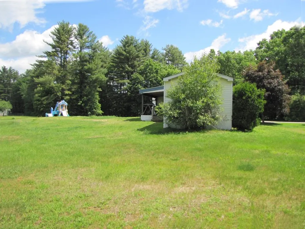 188 Mast Road Epping NH 03042
