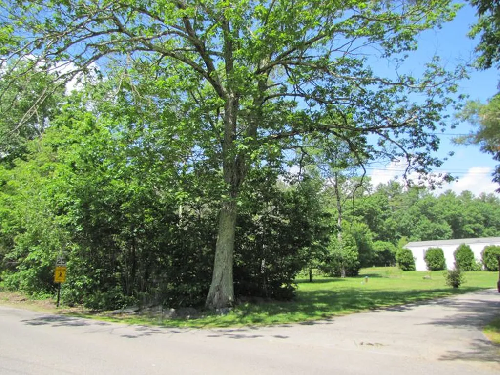 188 Mast Road Epping NH 03042