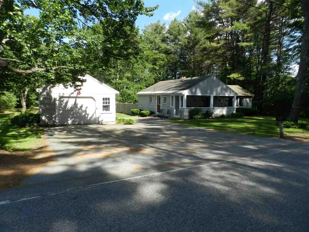 271 Chestnut Hill Road Rochester NH 03867