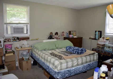 42 W Elmhurst Avenue Manchester NH 03103