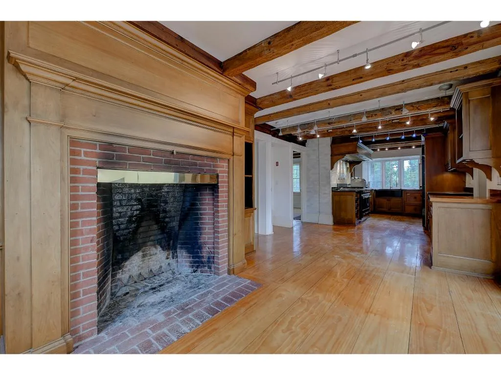7 Emery Lane Stratham NH 03885