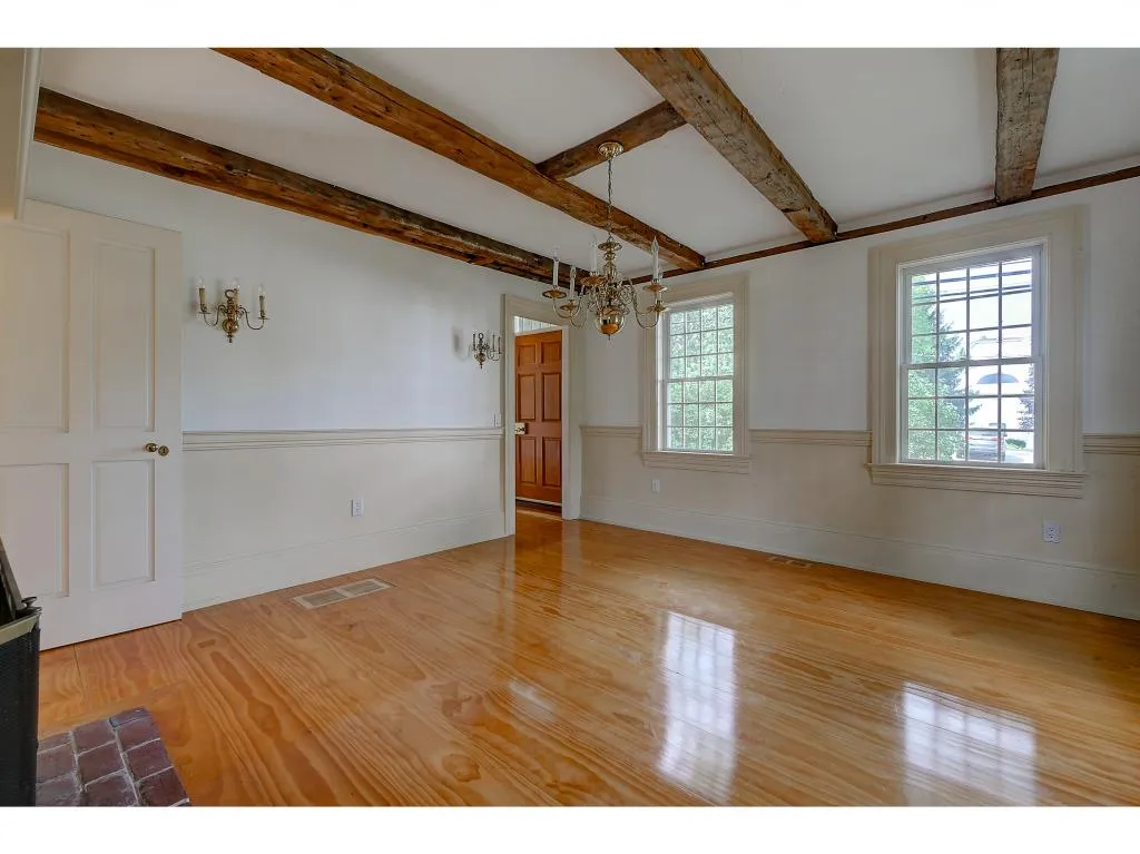 7 Emery Lane Stratham NH 03885