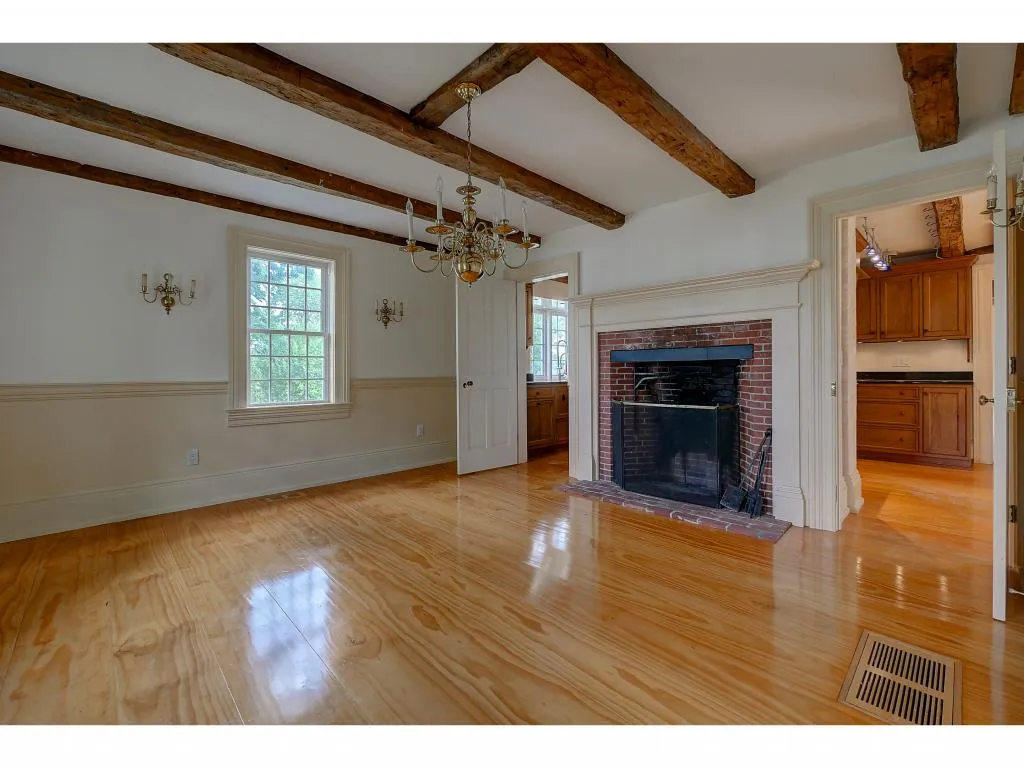 7 Emery Lane Stratham NH 03885