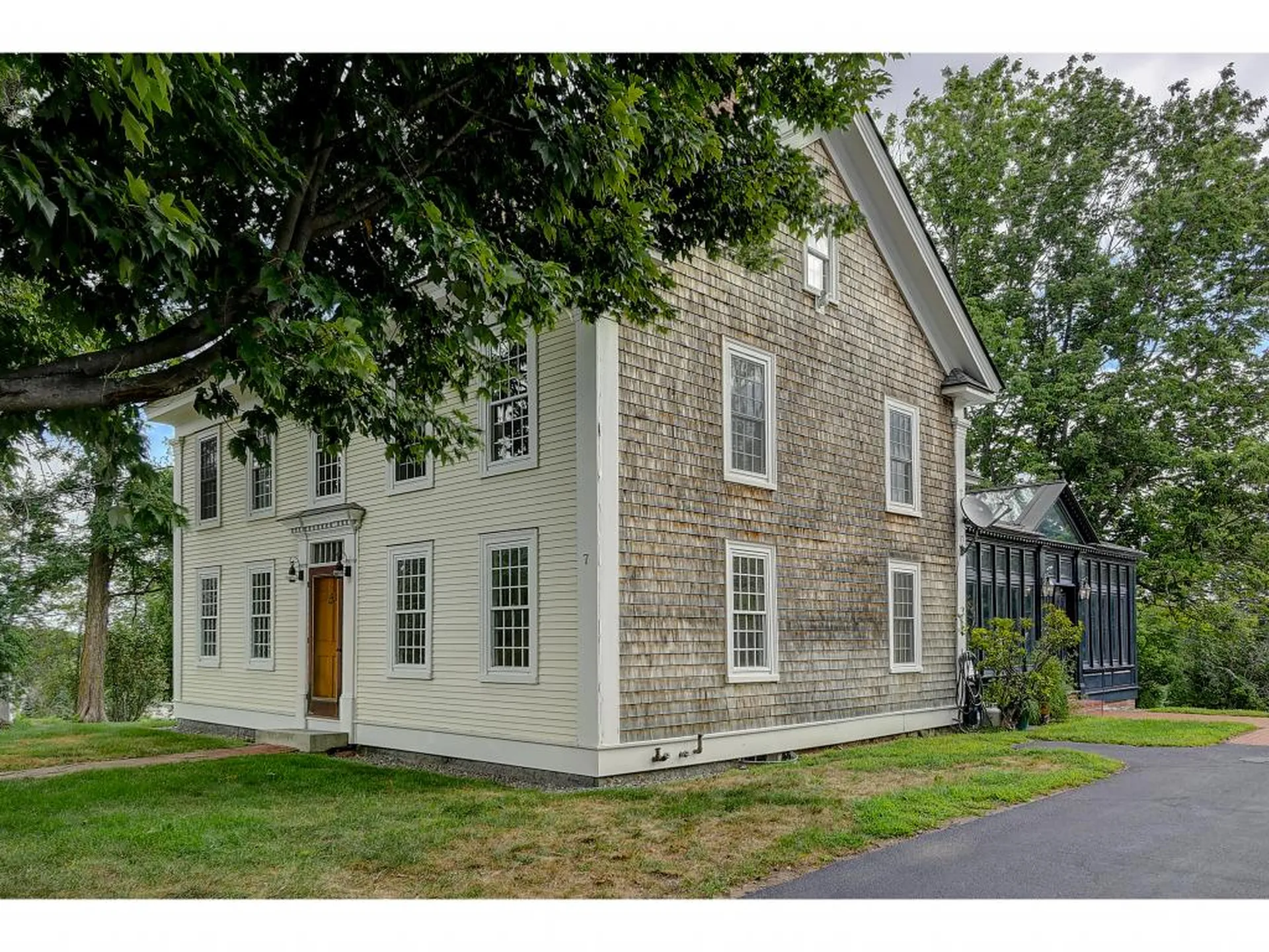 7 Emery Lane Stratham NH 03885