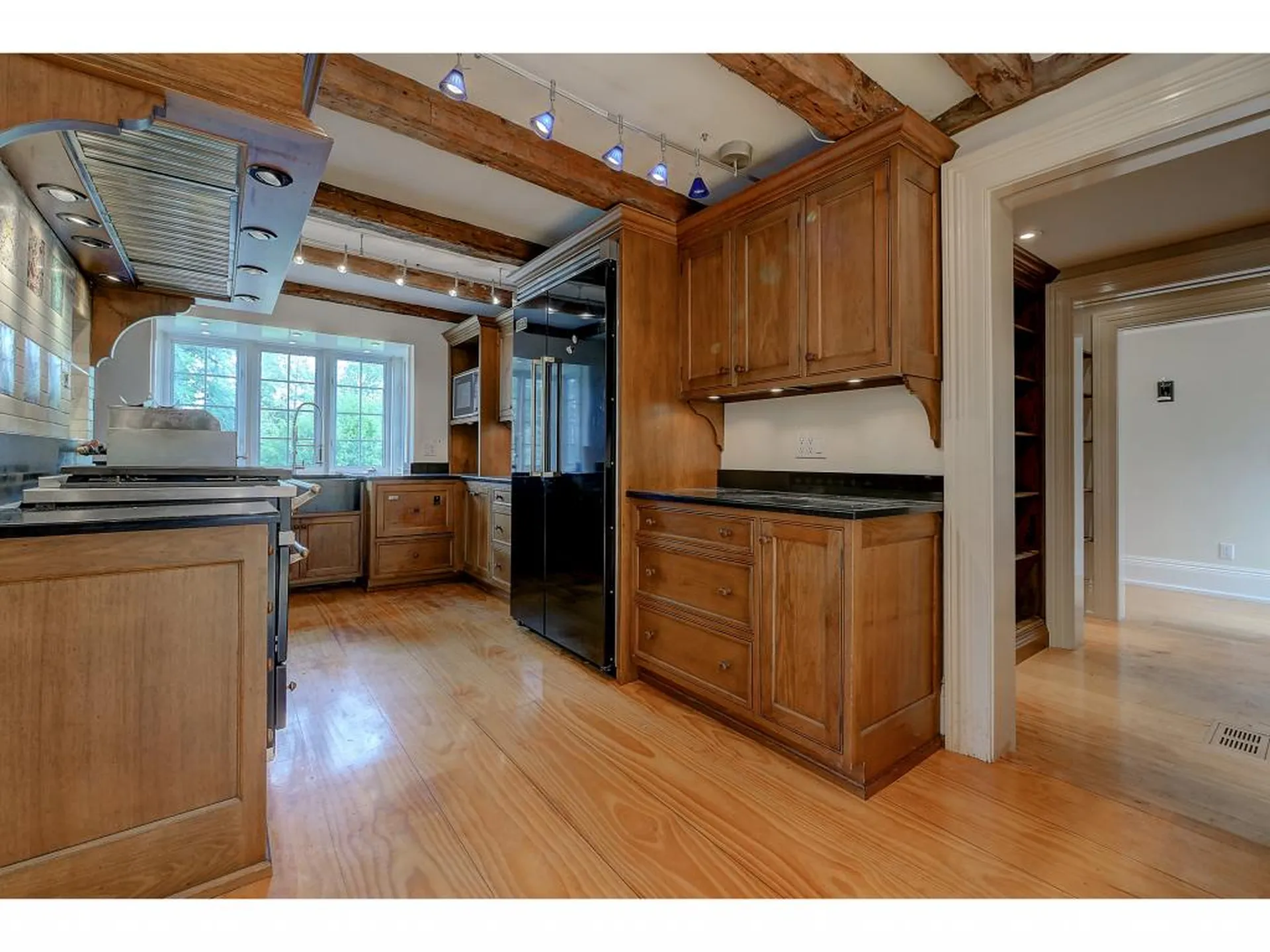 7 Emery Lane Stratham NH 03885