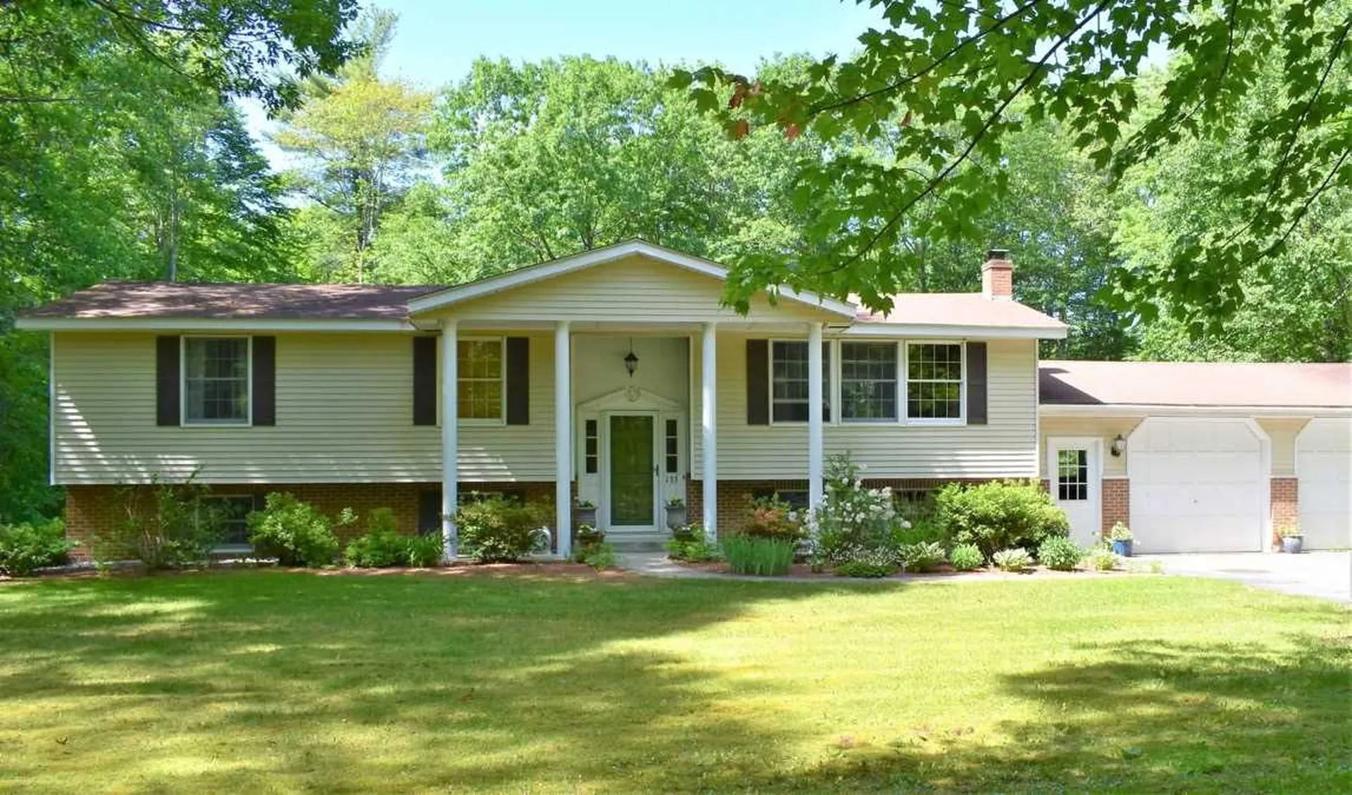 135 Ruffled Road Henniker NH 03242
