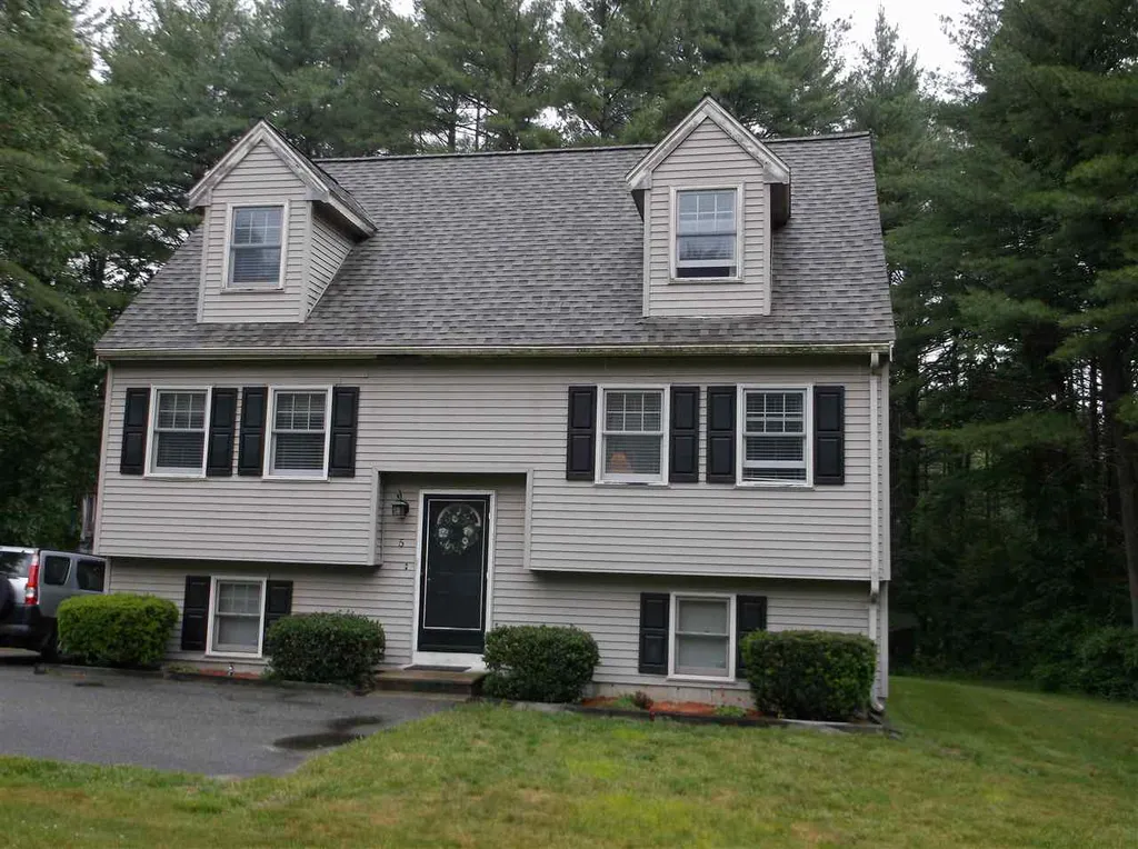 5 Little Hales Lane Hudson NH 03051