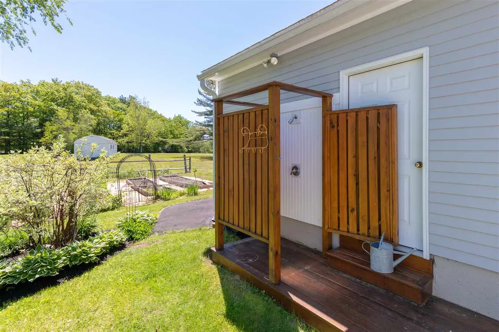 94 Blueberry Hill Road Meredith NH 03253