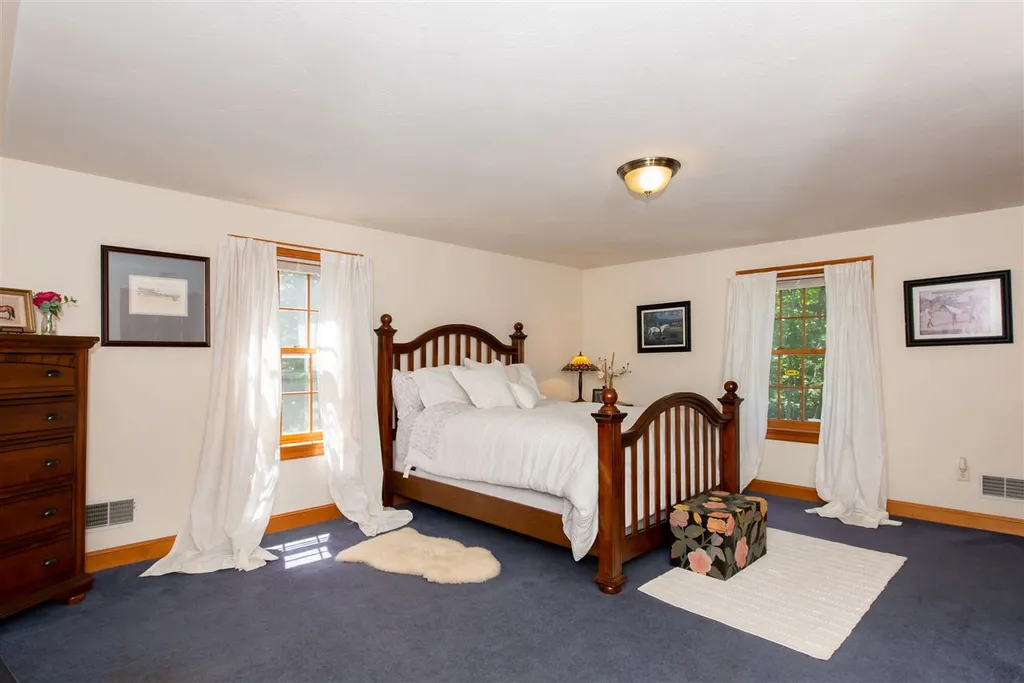 7 George Bennett Road Lee NH 03861