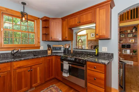 7 George Bennett Road Lee NH 03861