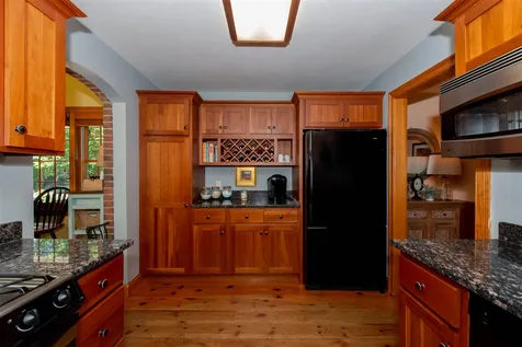 7 George Bennett Road Lee NH 03861