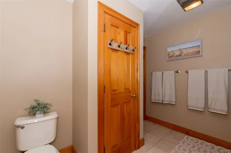7 George Bennett Road Lee NH 03861