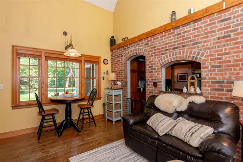 7 George Bennett Road Lee NH 03861