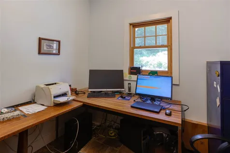 1675 Sawnee Bean Road Thetford VT 05075