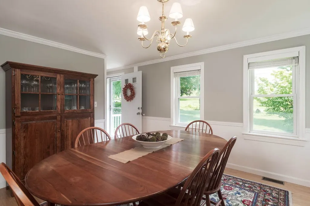 2 Sanborn Road Hampton Falls NH 03844
