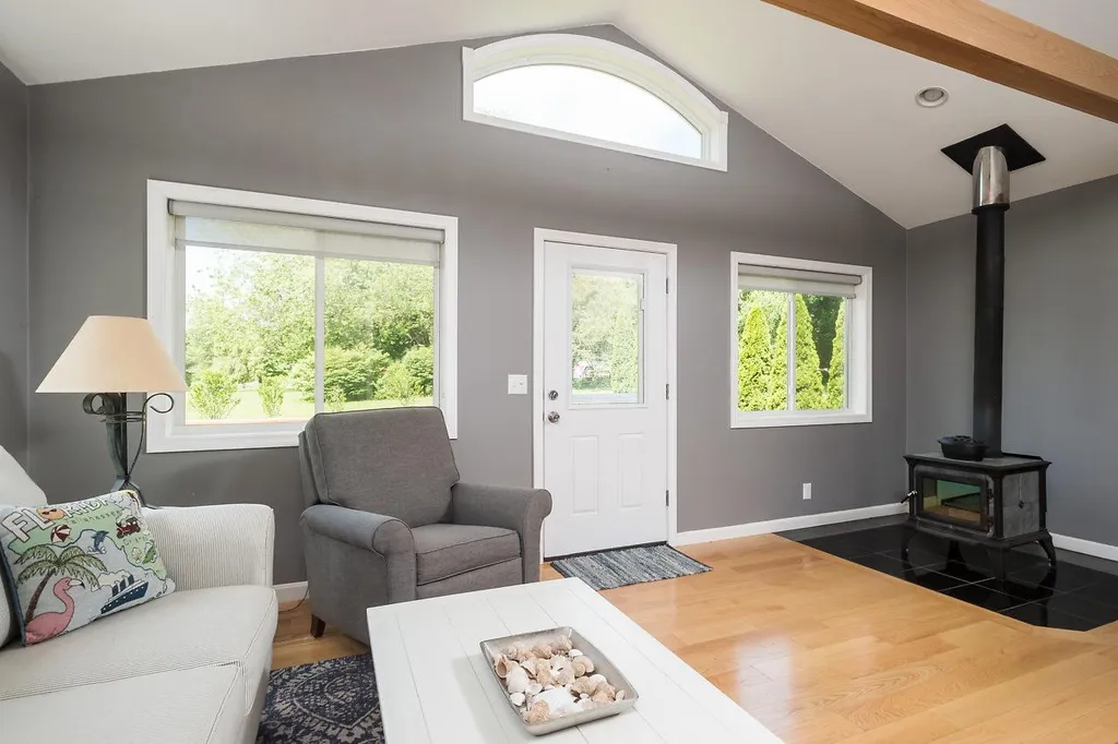 2 Sanborn Road Hampton Falls NH 03844