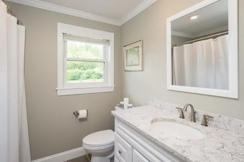 2 Sanborn Road Hampton Falls NH 03844