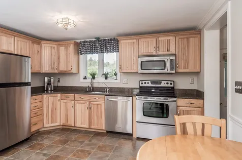 2 Sanborn Road Hampton Falls NH 03844