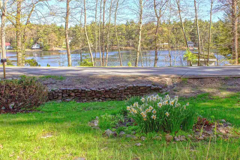 2173 Franklin Pierce Highway Barrington NH 03825