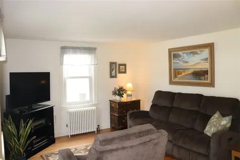 2 Hale Street Rochester NH 03867