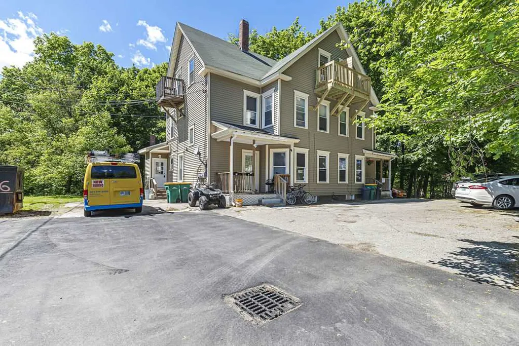 9 Ela Court Rochester NH 03867