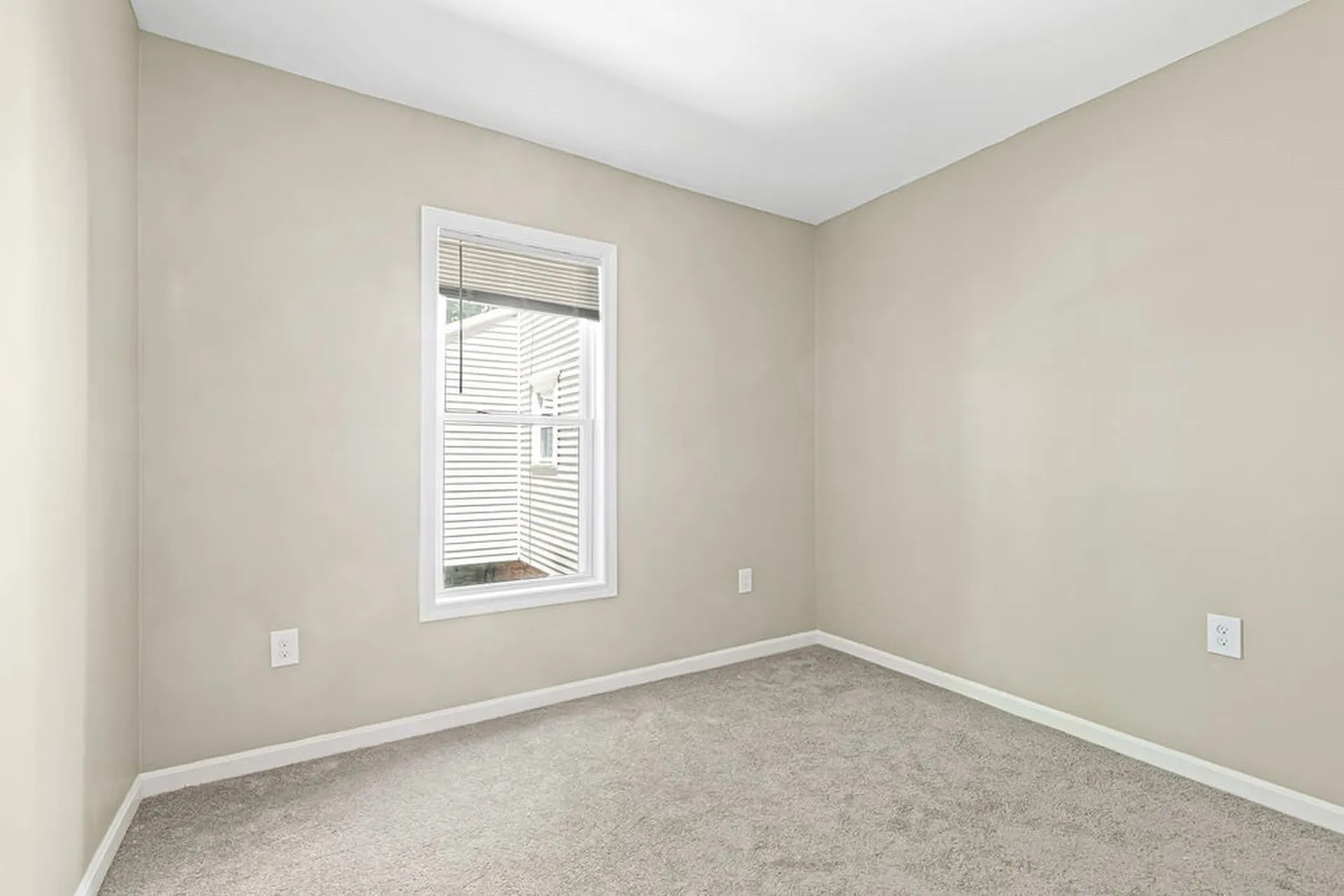 9 Ela Court Rochester NH 03867