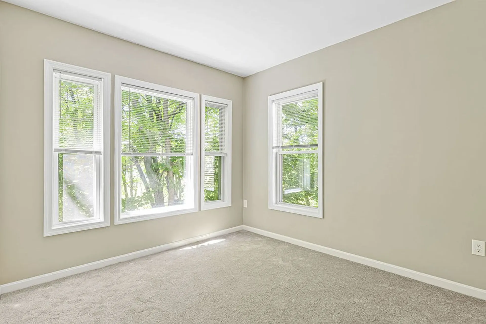 9 Ela Court Rochester NH 03867