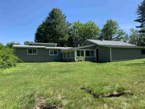 903 High Street Cavendish VT 05142