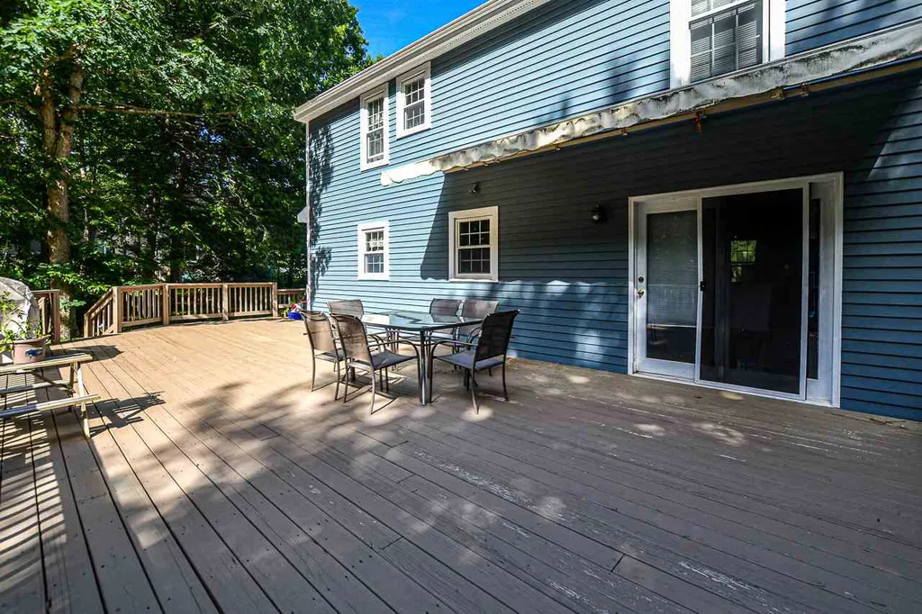 16 Ladyslipper Drive Newmarket NH 03857