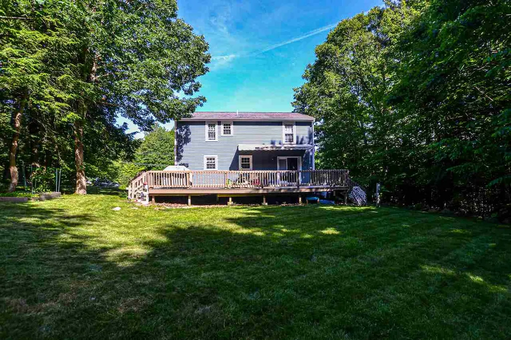 16 Ladyslipper Drive Newmarket NH 03857