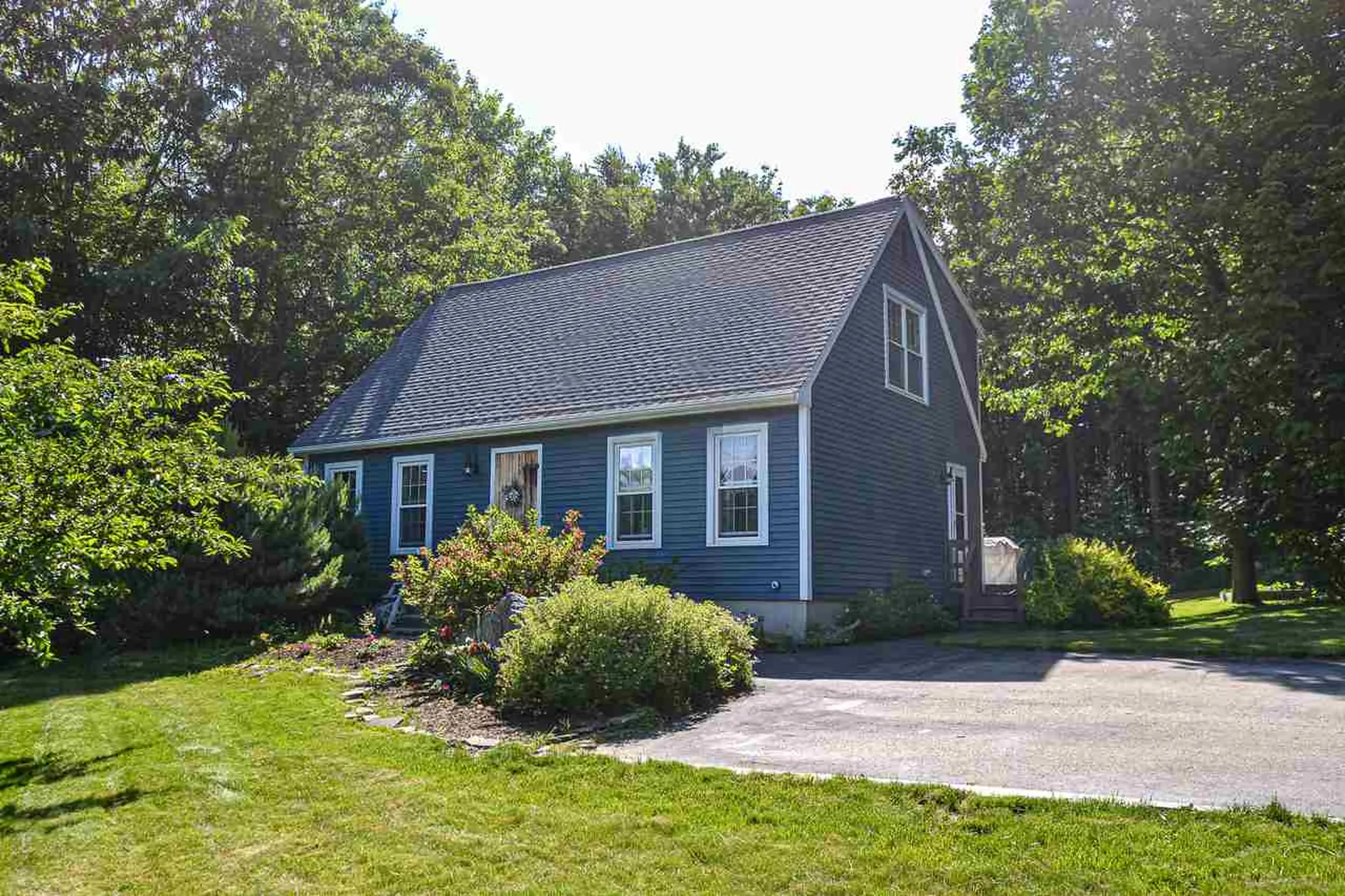16 Ladyslipper Drive Newmarket NH 03857