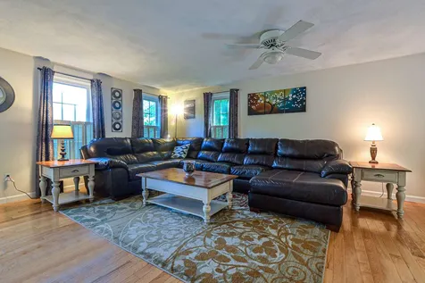 16 Ladyslipper Drive Newmarket NH 03857