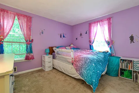 16 Ladyslipper Drive Newmarket NH 03857