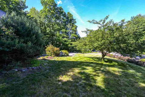 16 Ladyslipper Drive Newmarket NH 03857
