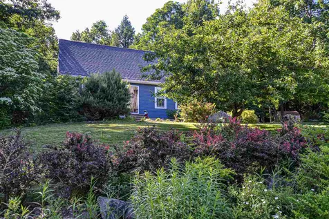 16 Ladyslipper Drive Newmarket NH 03857
