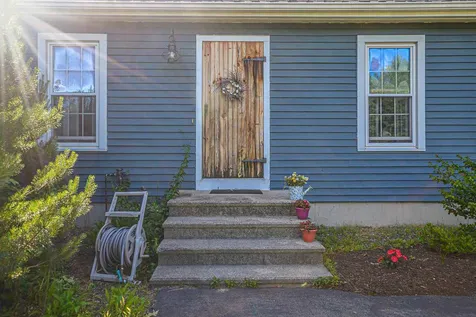 16 Ladyslipper Drive Newmarket NH 03857