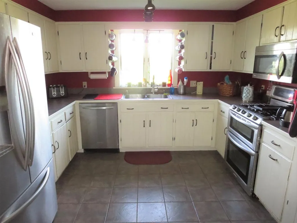 270 Clement Road Rollinsford NH 03869