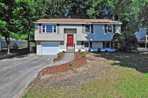 24 Syracuse Road Nashua NH 03064